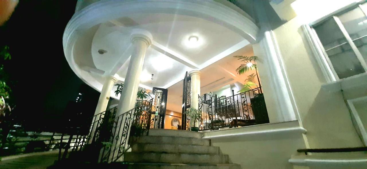 Casa Micarosa Hotel มะนิลา ภายนอก รูปภาพ